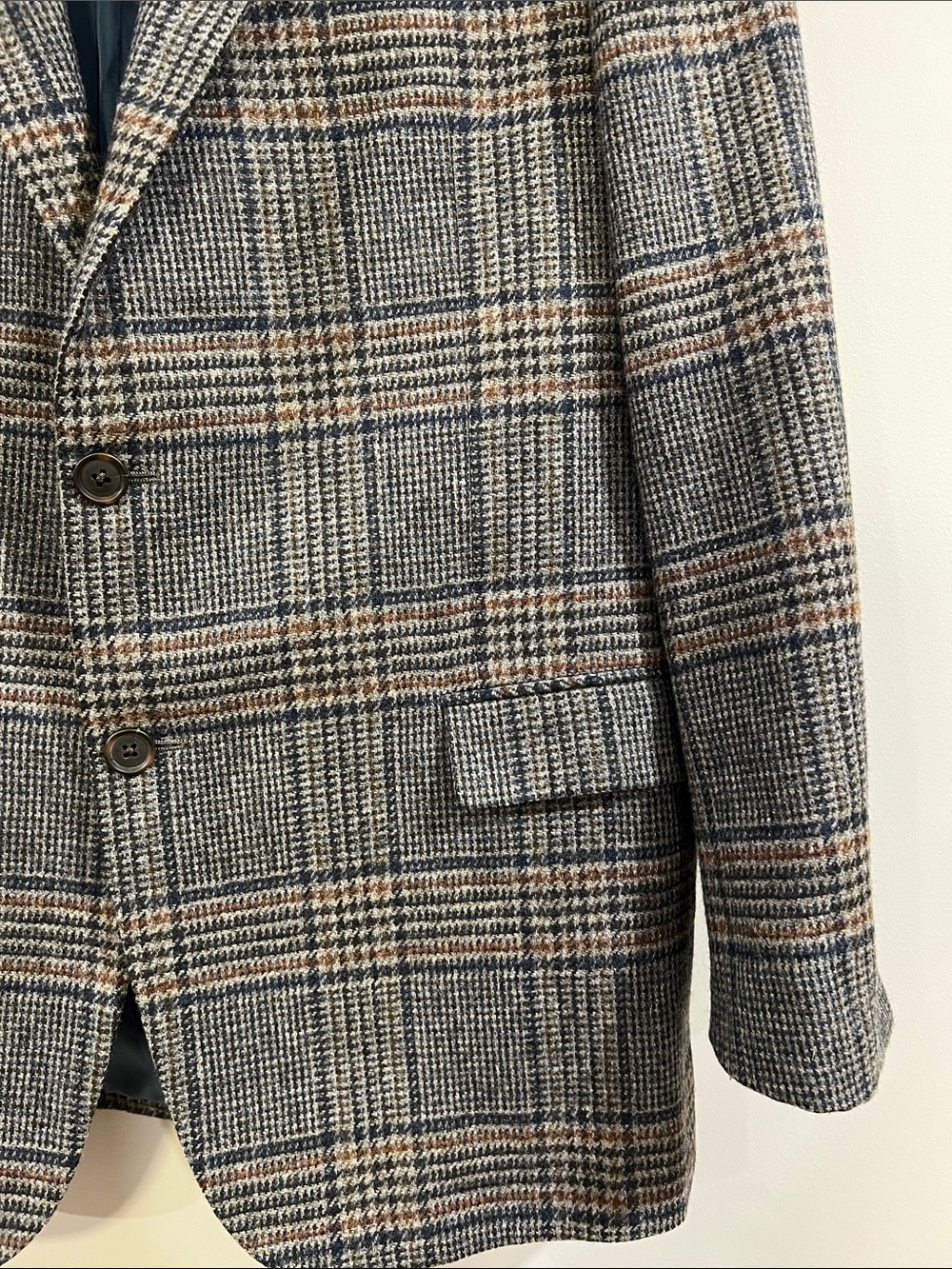 Brooks Brothers - 100% pure new wool, Scottish, Sport Coat in Gray, Brown, Blue - Picture 3 of 10